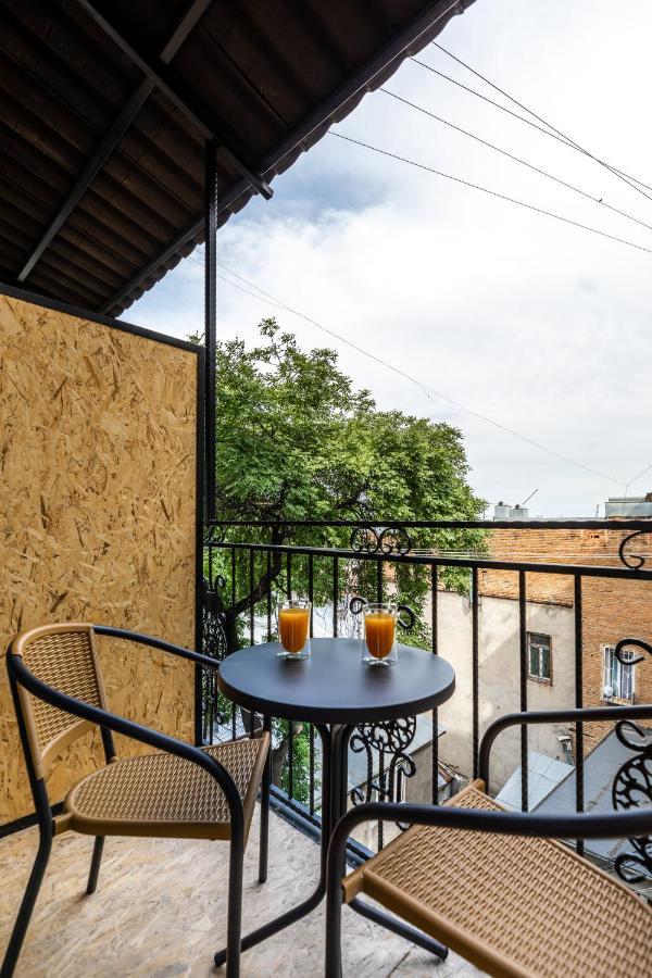 Ornament Hotel Tbilisi Ngoại thất bức ảnh