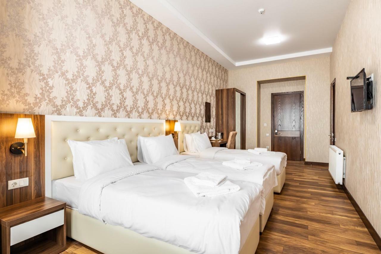 Ornament Hotel Tbilisi Ngoại thất bức ảnh