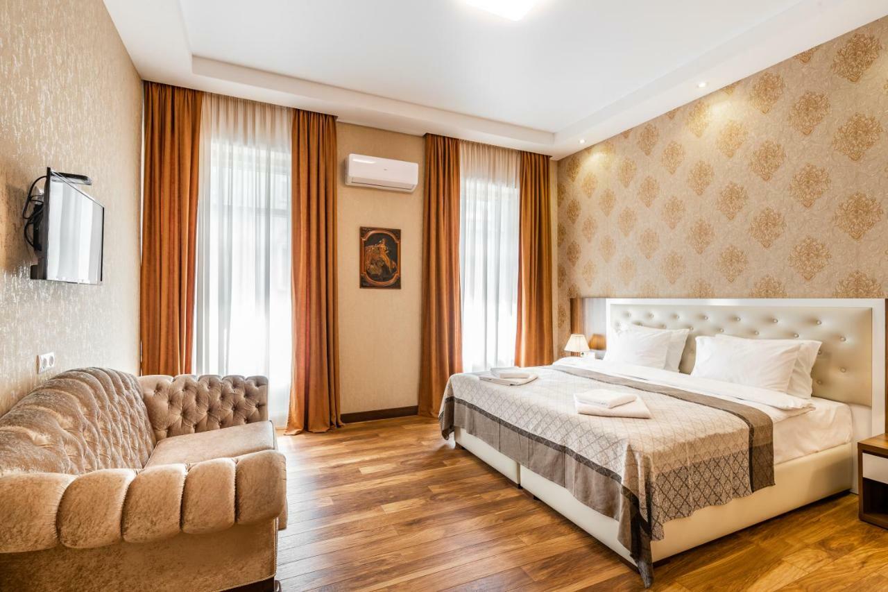 Ornament Hotel Tbilisi Ngoại thất bức ảnh